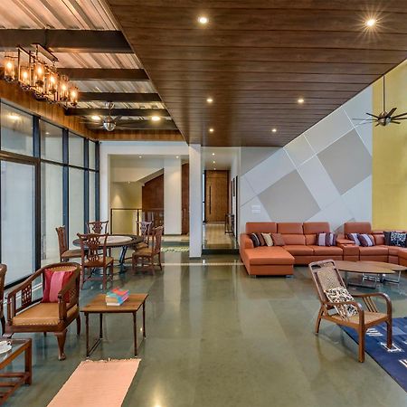 Saffronstays Falcon Hill, Lonavala - Luxury Villa With Infinity Pool Near Lion'S Point Εξωτερικό φωτογραφία